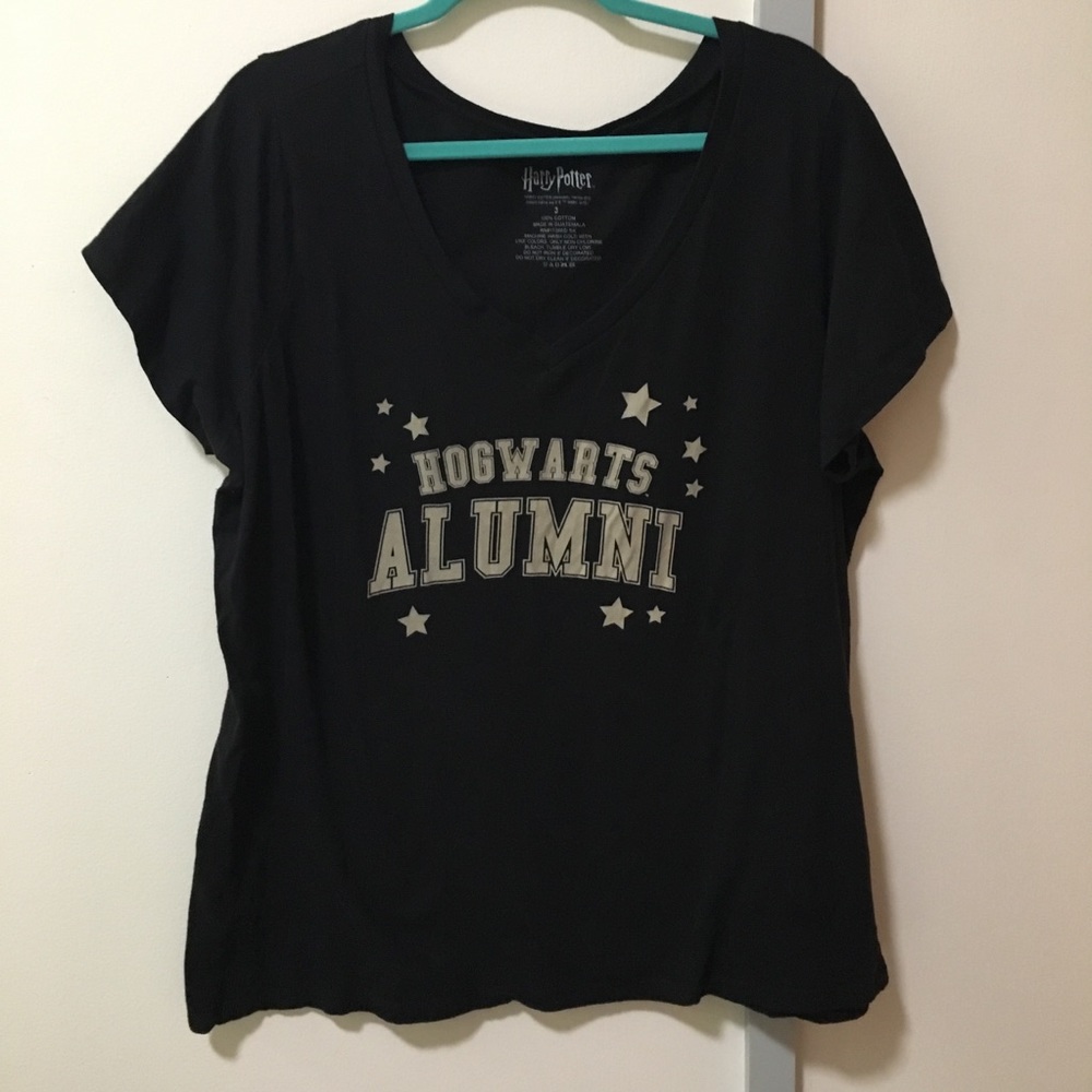 Torrid Harry Potter V-Neck Tee Size 3